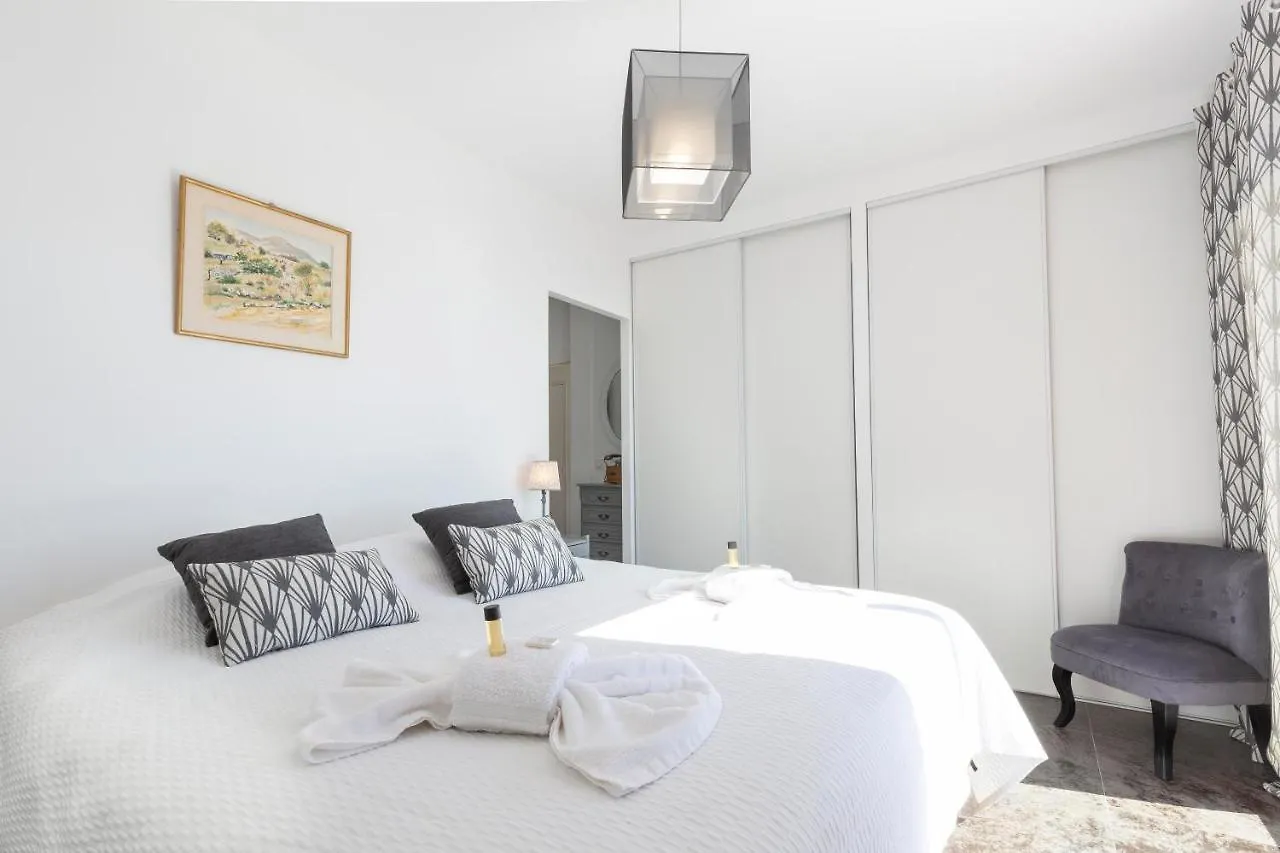 Breathtaking Luxurious Villa With Sea-View In Theoule Sur Mer